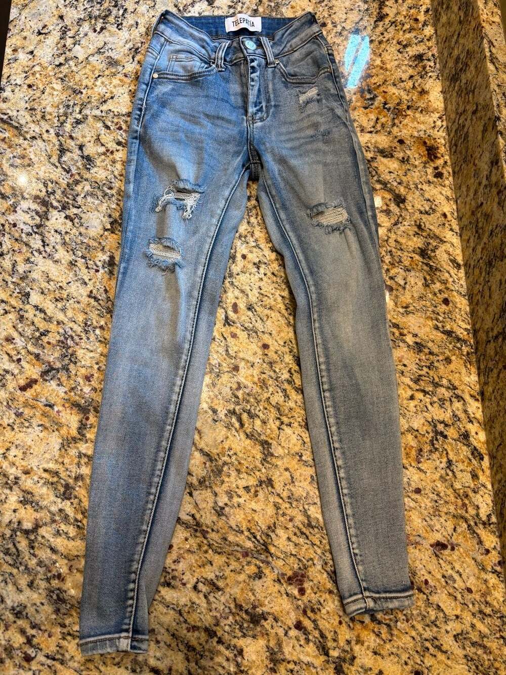 Telepatia Women's Distressed Mid-Rise Skinny Jeans Light Wash Size 00/23